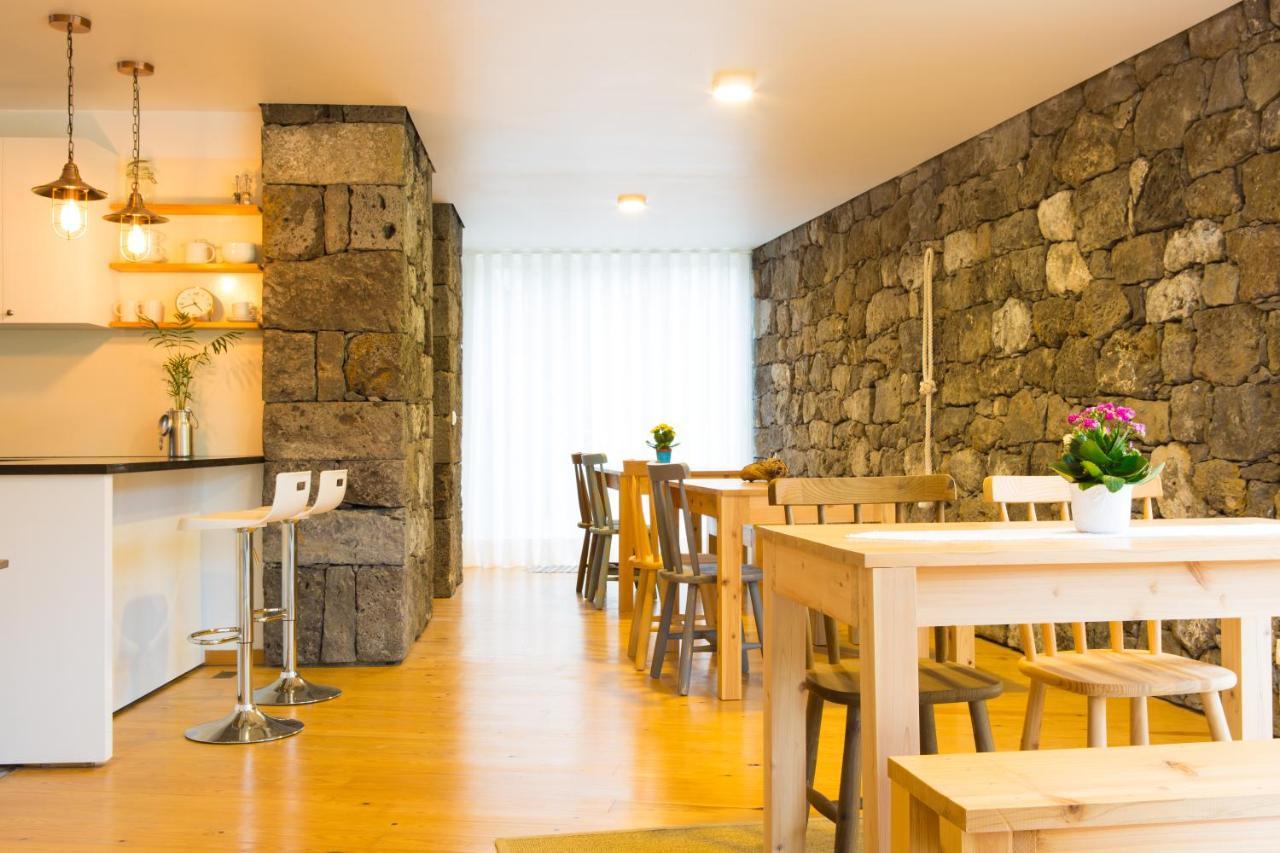 Casa Dos Caldeiras Acomodação com café da manhã Lajes do Pico Exterior foto