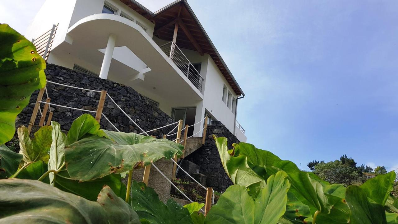 Casa Dos Caldeiras Acomodação com café da manhã Lajes do Pico Exterior foto