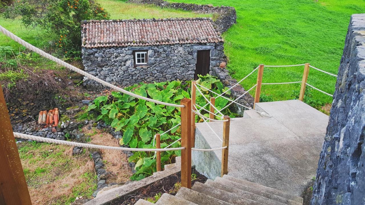 Casa Dos Caldeiras Acomodação com café da manhã Lajes do Pico Exterior foto